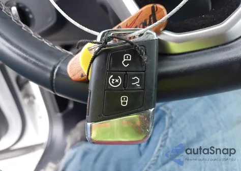 2022 Volkswagen Atlas 3.6L V6 Se W/Technology z USA, uszkodzony, nr VIN 1V2HR2CA3NC519413